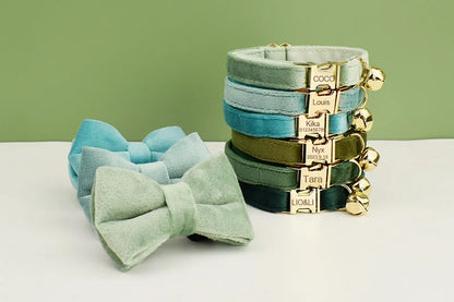 COLEIRA DE VELUDO E GUIZO